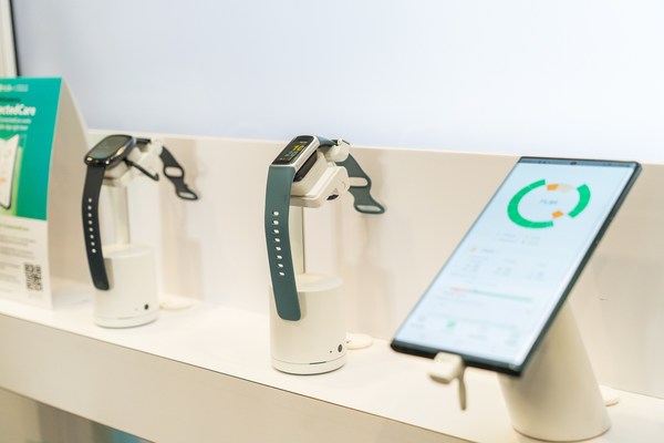 StarHub Launches Digital Health Service with Alexandra Hospital and ConnectedLife with Fitbit to Connect Patients with Doctors, Health Coaches and Caregivers