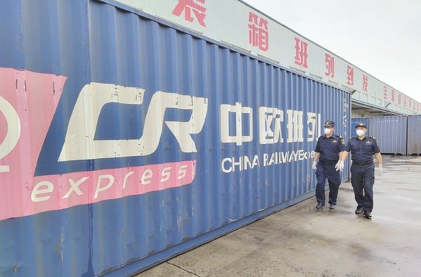 China Railway Express starts from Dayaowan port in Dalian