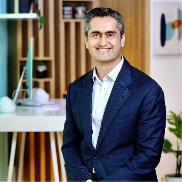 Tareq Muhmood, Visa's Group Country Manager, Regional Southeast Asia & SVP Global Client Management highlighted Visa's excitement in taking advantage of Brankas' extensive SEA banking network to better serve the unbanked and underbanked.