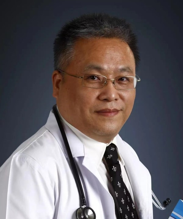 北京协和医院风湿免疫科主任曾小峰教授连线现场并发言