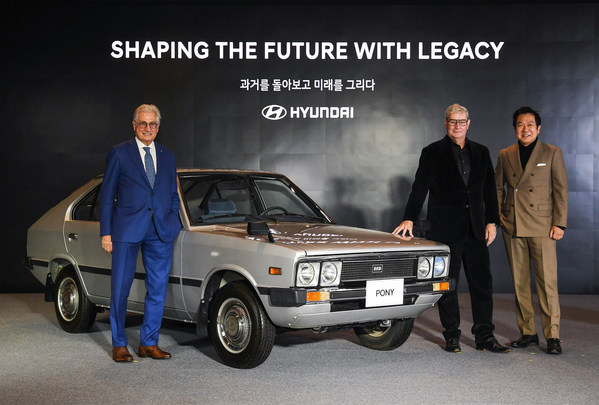 Hyundai Motor and Legendary Designer Giorgetto Giugiaro Collaborate to Rebuild Original 1974 Pony Coupe Concept