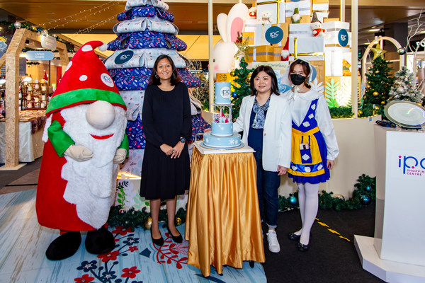IPC Shopping Centre Celebrates Its 19th Year Anniversary with Key Milestones and Welcomes the Festive Season with A Sustainability-Driven Christmas Installation