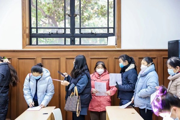 和睦家医疗救助基金会走进上海，为2000位"阿姨"提供宫颈癌筛查