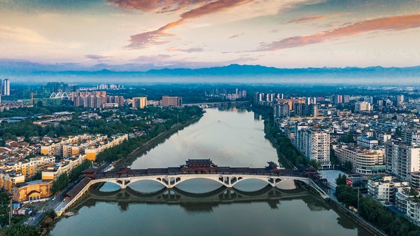 Xinjin, distrik terbaru di Chengdu, ibu kota Provinsi Sichuan, Tiongkok Barat Daya, berupaya meningkatkan pembangunan bermutu tinggi dengan konsep “park city”