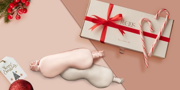 FEELITS Sweet Dream Silk Set with Handwritten Card Make Itself a Blissy Gift Idea This Holiday Season