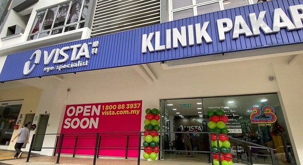 VISTA Eye Specialists Opens its 13th Outlet in Johor Bahru with Overwhelming Success