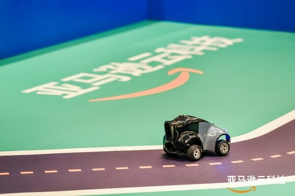 Amazon DeepRacer自动驾驶赛车