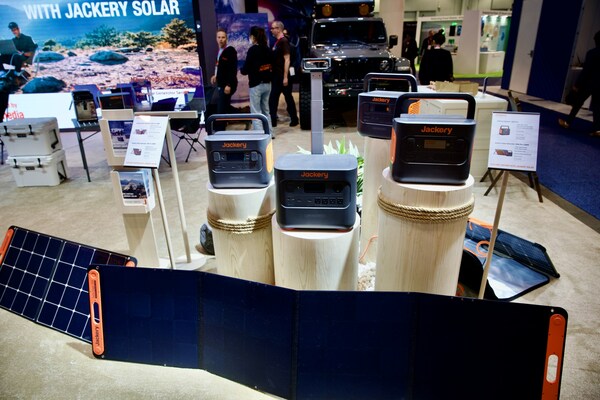 Jackery Completes its High-End Solar Generator Pro Family with Launch of 3000 Pro and 1500 Pro at CES 2023