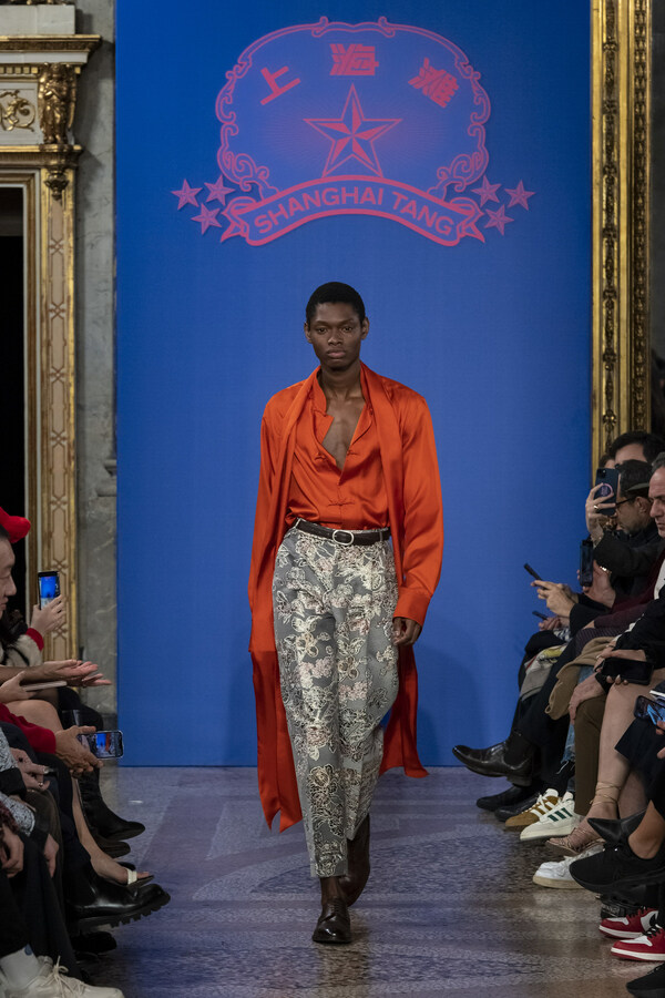 SHANGHAI TANG makes menswear runway debut at the 2023 Fall/Winter Milan Fashion Week 