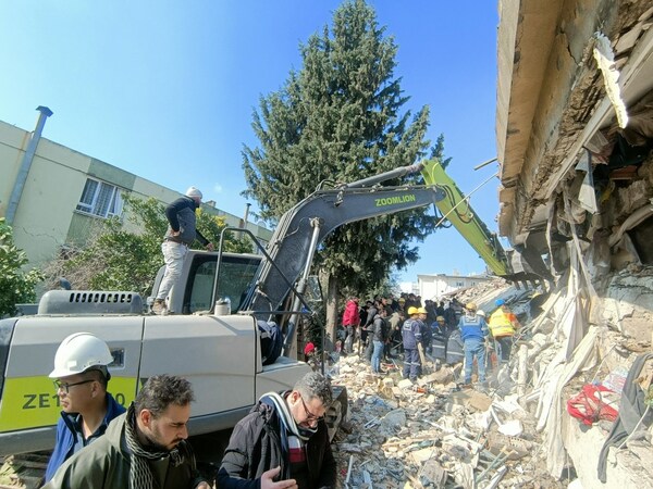 Zoomlion Rescue teams work at the scene of an earthquake in Turkey