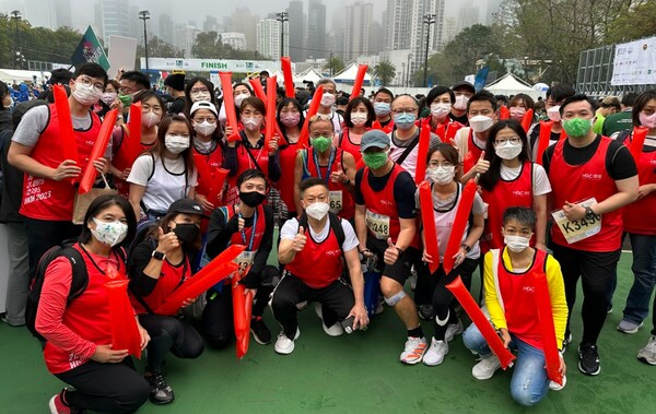 70名HGC環電同事出戰香港馬拉松，並自發籌款關懷社會。