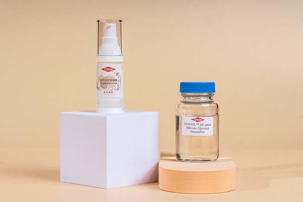 DOWSIL™ ES-5600有机硅甘油基乳化剂应用于轻透倍护防晒霜