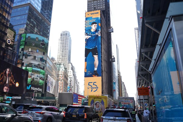 Lee Zii Jia and Team VICTOR Light up Times Square Billboard to Celebrate VICTOR's 55th Anniversary