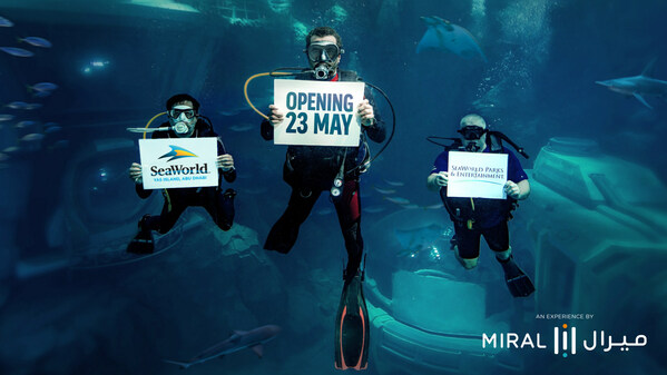Des plongeurs à l'intérieur du royaume océanique sans fin de SeaWorld Abu Dhabi annoncent la date d'ouverture du parc à thème Marine Life