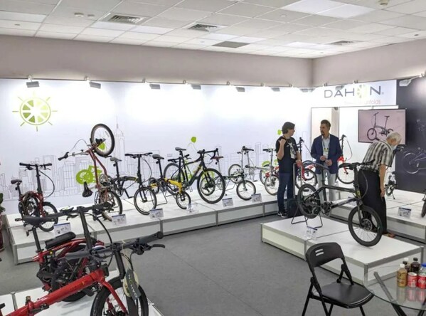 DAHON亮相2023年台北国际自行车展 ，发布绝技"马甲线"