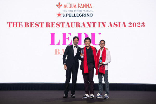 Le Du celebrates the restaurant's No.1 win at the Asia's 50 Best Restaurants 2023 awards ceremony, sponsored by S.Pellegrino & Acqua Panna, live in Singapore