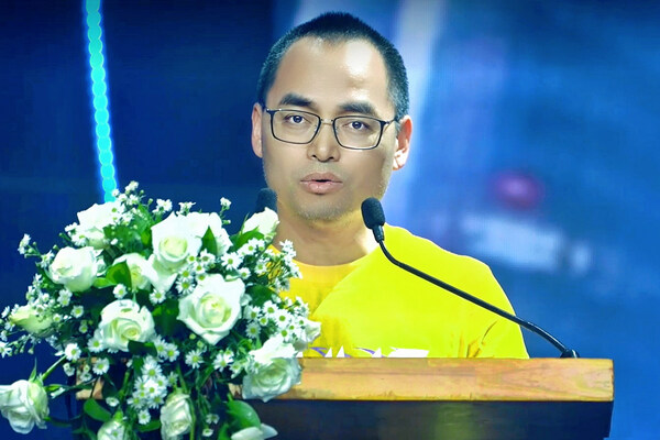 HUYA CEO Dong Rongjie