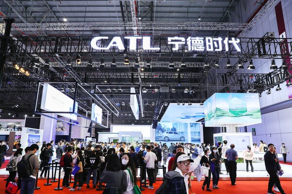 CATL, 탄소 중립 목표와 첨단 기술로 상하이 국제 모터쇼 빛내