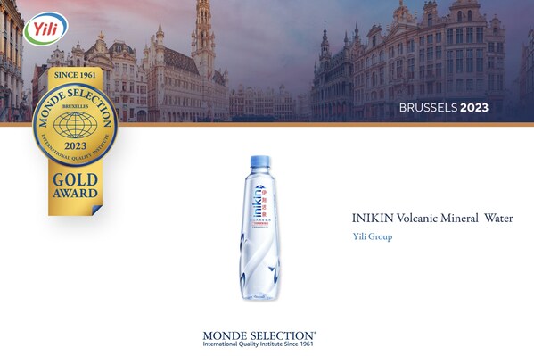 Pemenang penghargaan Monde Selection Gold INIKIN Volcanic Mineral Water