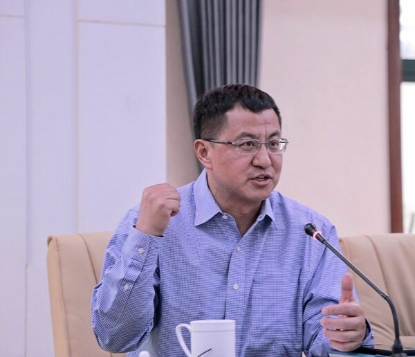 Jun Xu Ketua Pegawai Teknologi Huawei Mine BU