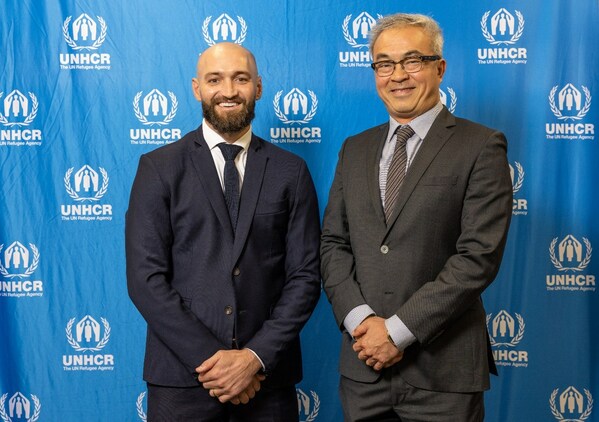 Ông Jack Kelly (Trưởng phòng Kinh doanh khu vực nước Úc, Vantage) đã gặp gỡ với ông Nai Jit Lam, Phó đại diện của UNHCR Úc tại văn phòng UNHCR ở Canberra.