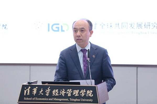Wang Hongwei, vice president of Tsinghua University, concludes the convening event of Latin American and Caribbean ambassadors at Tsinghua University in Beijing, April 28, 2023. [Photo/China.org.cn]