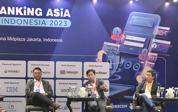 Mr. Le Hong Viet - CEO, FPT Smart Cloud - shares insights about "The growing role of Data Science and AI in Banking"