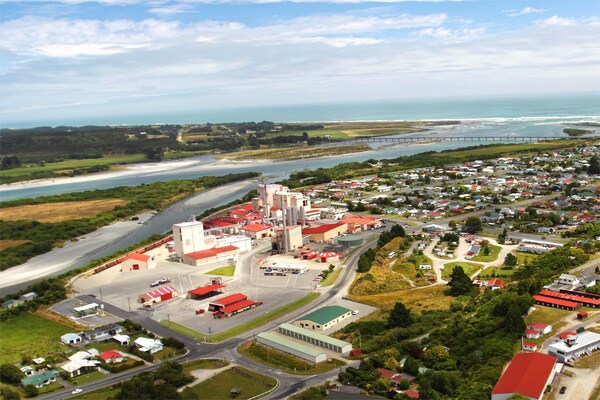 伊利集团新西兰威士兰乳业霍基蒂卡工厂