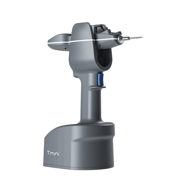 セージェンティア・イノベーション（Sagentia Innovation）と開発したスィンク・サージカル（THINK Surgical）のTMINIミニチュアロボットシステムがFDA 510(k) 認可を取得