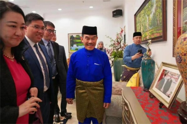 Xinhua Silk Road: Chinese Lingzhi brand Longevity Valley promotes inheritance of a century-old national treasure to Brunei foreign envoys