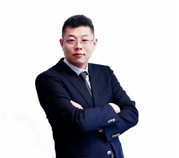 八爪鱼在线旅游发展有限公司创始人、董事长兼总经理袁栋