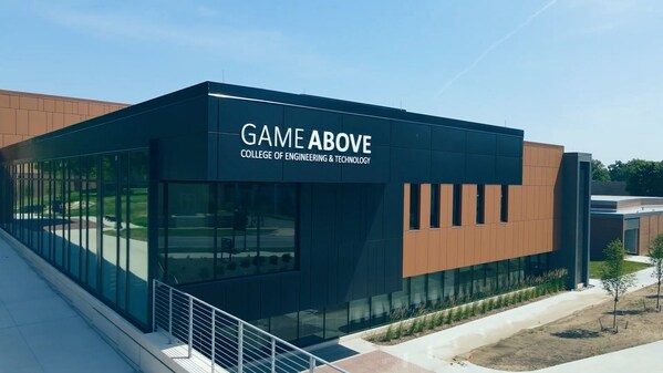 GameAbove đẩy mạnh chương trình An ninh mạng của Đại học Eastern Michigan University khi tặng 1,6 triệu đô la Mỹ cho Trường Kỹ thuật và Công nghệ của đại học này.