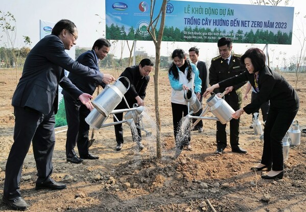 Vinamilk and the Ministry of Natural Resources and Environment kicked off the tree planting initiative working towards Net Zero 2023 - 2027 goals with a total budget of VND15 billion (USD630,000) in February 2023