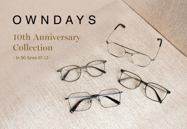 The 10th Anniversary Collection features 2 metal frames and 2 plastic frames designed specifically for customers in Singapore