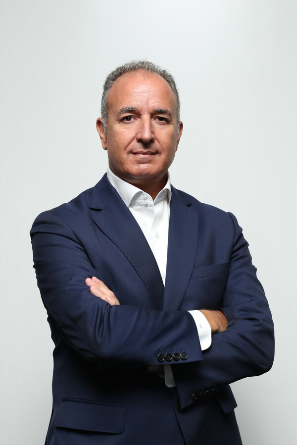 Miguel Villalonga, CEO e& enterprise Cloud