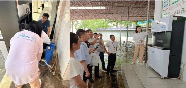 赛莱默志愿者在云南为直饮水设备更换滤芯等备件并在现场开展设备维护培训