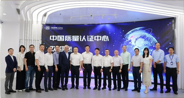 TÜV南德拜访中国质量认证中心