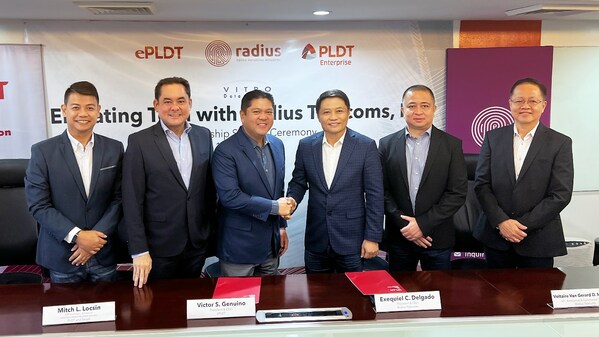Victor S. Genuino, ePLDT President and CEO, and Quiel C. Delgado, Radius Telecoms, Inc. President and CEO lead the signing ceremony for the companies’ partnership.