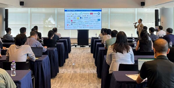 香港物联网联盟Johnson Yim先生分享香港物联网产业的现状和未来趋势