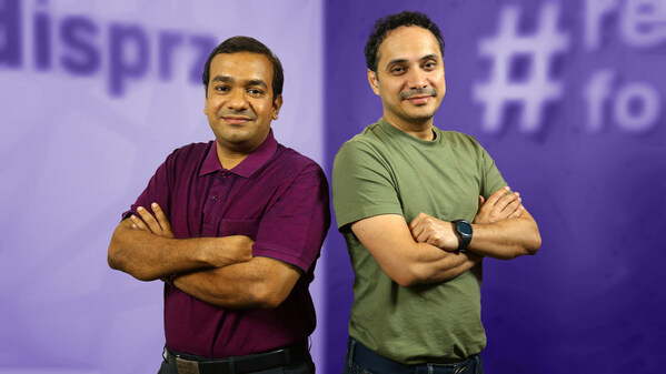 (From left) Subbu Viswanathan (Co-founder and CEO) and Kuljit Chadha 
(Co-founder and COO)