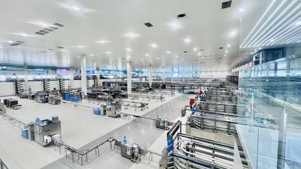 The cutting-edge Yili Global Dairy Intelligent Manufacturing Benchmark Base in Hohhot is said to lead the industry. [Photo provided to chinadaily.com.cn]