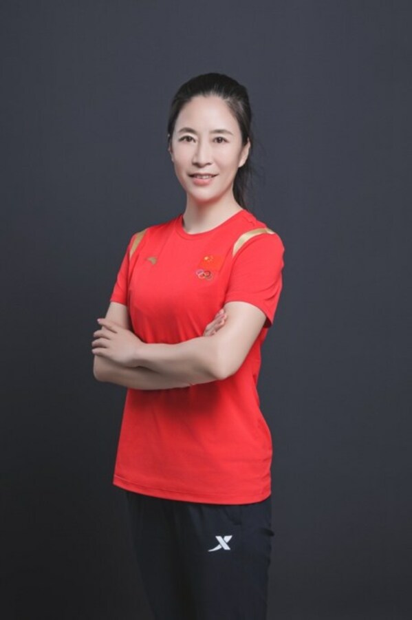 王丽萍，2000年悉尼奥运会20km竞走冠军
北京体育大学国家级教练员
王者传奇(北京）体育文化有限公司创始人