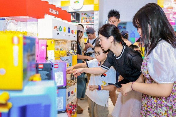 长沙乐高®品牌标杆店为消费者提供更加全面、沉浸式和个性化的拼搭及玩乐体验