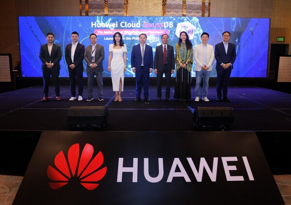 the launching of Huawei Cloud GaussDB in the Philippines
