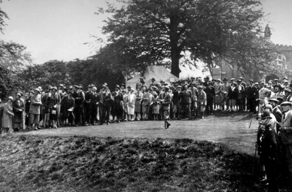 1926年温特沃斯球场拍摄的首张“莱德杯”照片