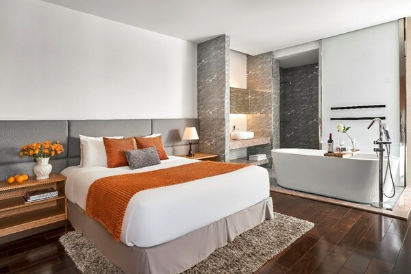 Oakwood Hotel & Apartments Saigon Turns Up The Fun For Their Birthday - Score 35% Off In The Heart Of Ho Chi Minh City!