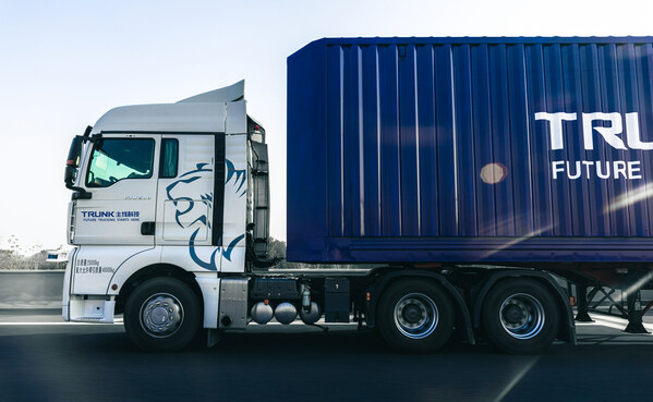 主线科技率先在京津冀地区开启高速智能卡车常态化运输应用