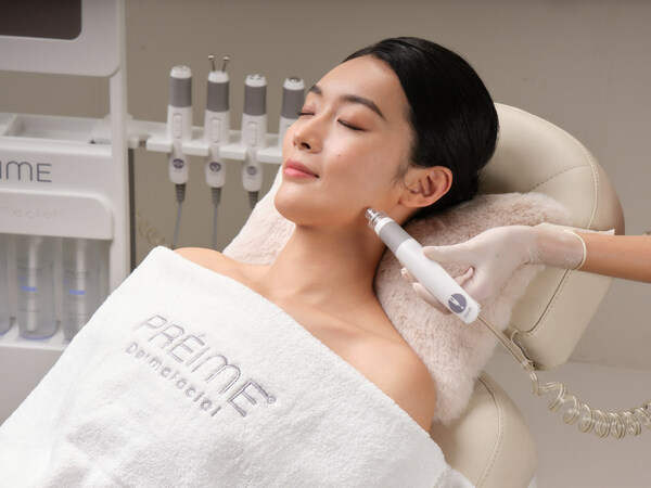 Préime DermaFacial in action, leaving skin refreshed and rejuvenated