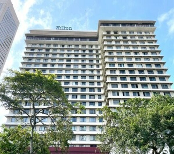 高力国际酒店专家团队就科伦坡希尔顿酒店控股公司的出售提供咨询