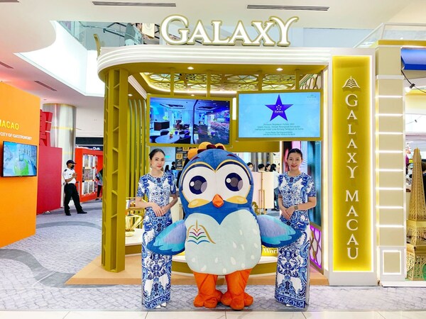 Galaxy Macau showcases a diverse range of exciting travel products at the “Experience Macao Unlimited” Malaysia Roadshow organised by the Macau Government Tourism Office, attracting local residents and tourists alike.